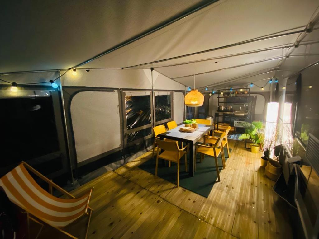 Przyczepa Foremki W Molo Surf Jastarnia Ngoại thất bức ảnh